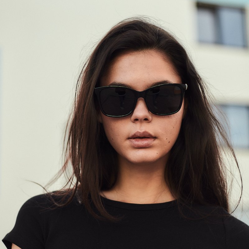 Брендовые женские солнцезащитные очки Сardeo CR003 с поляризацией