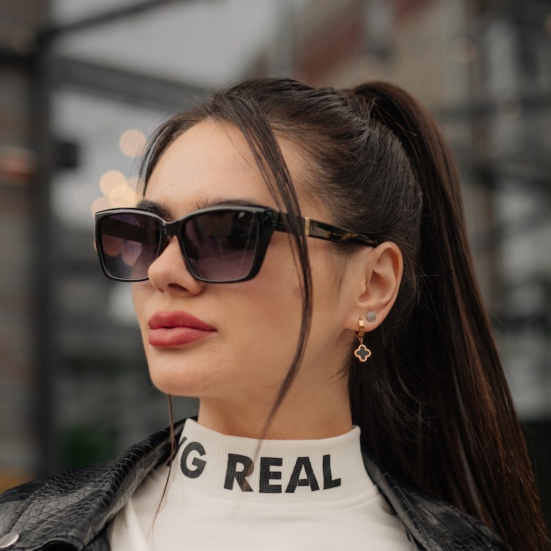 Брендовые женские солнцезащитные очки CR006