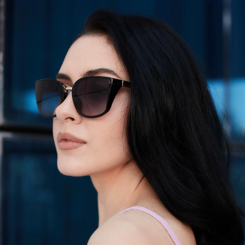 Брендовые женские солнцезащитные очки ТR001