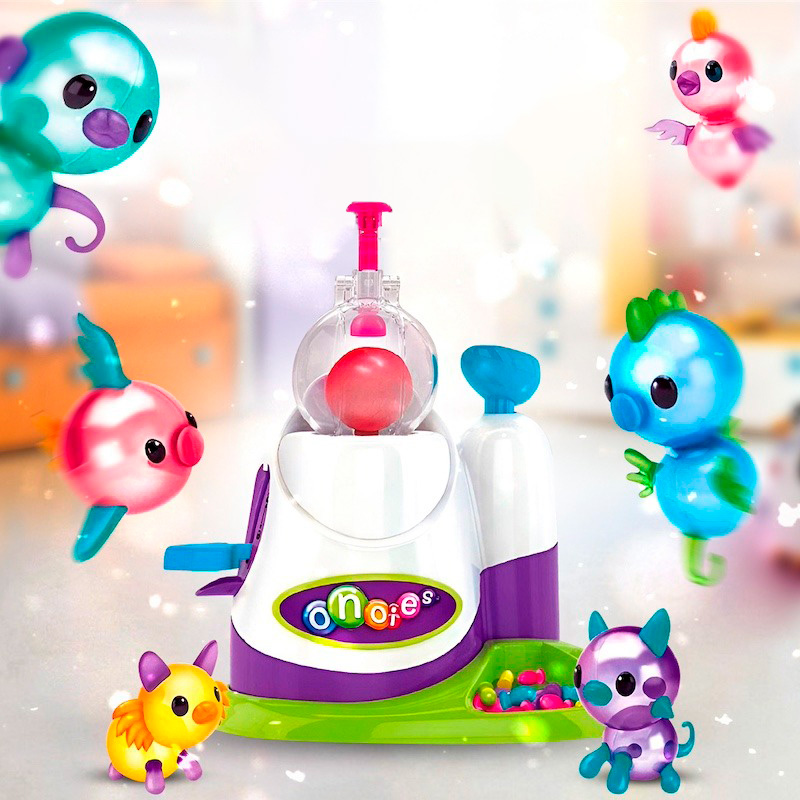 Детский конструктор из надувных воздушных шаров