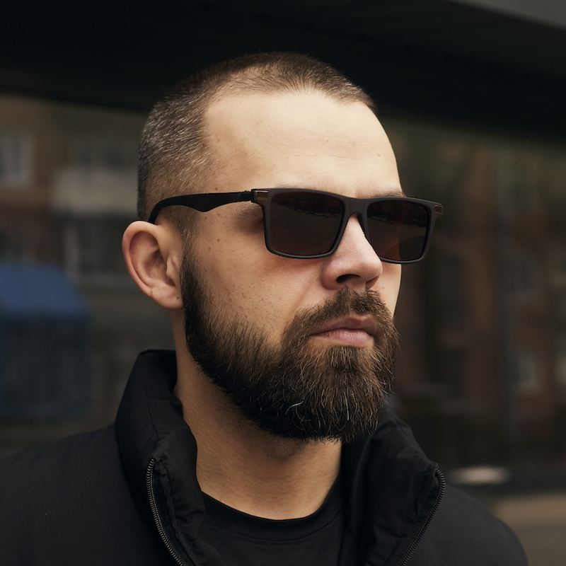 Брендовые мужские солнцезащитные очки МТ005